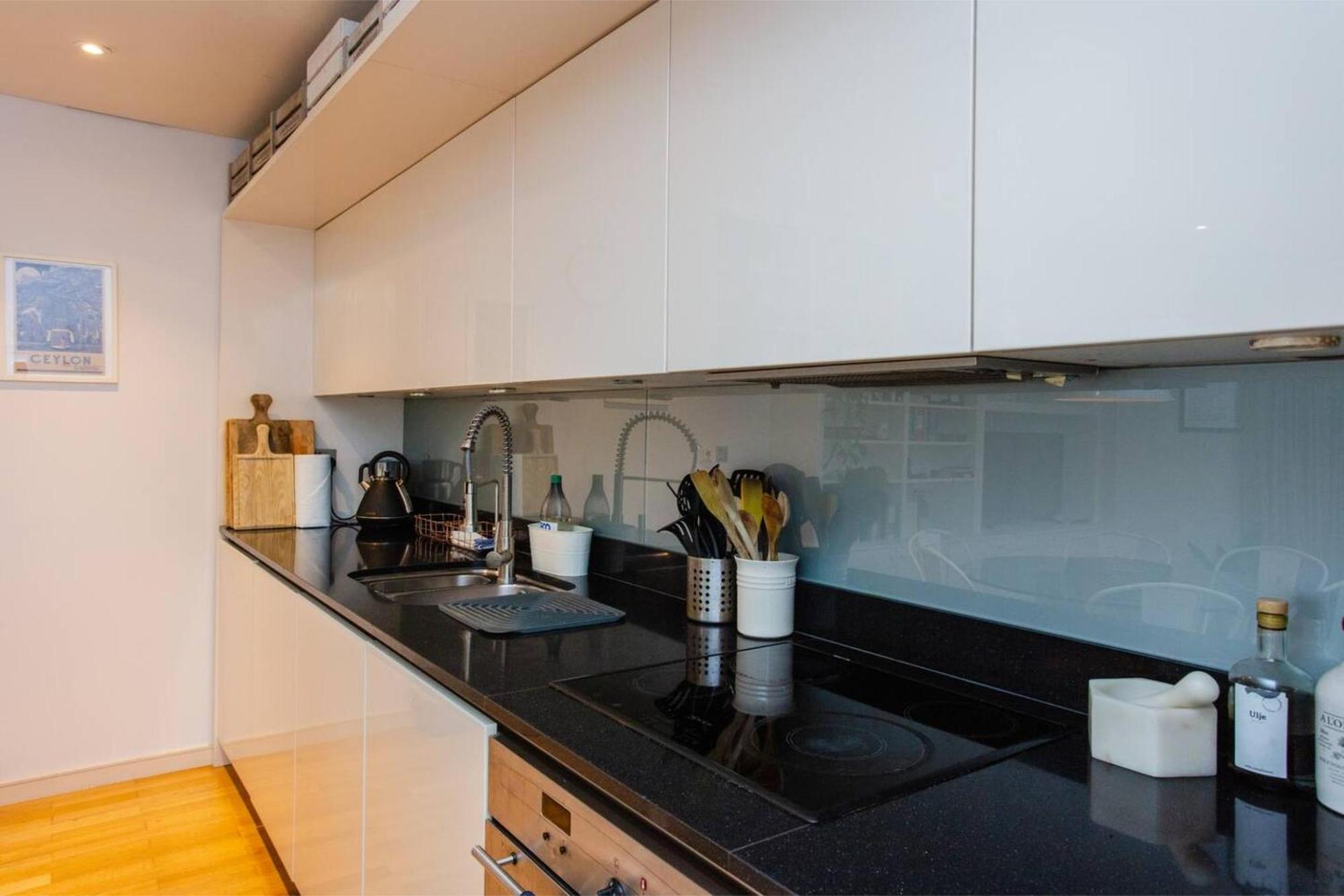 Modern 3 Bedroom Apartment in Paddington Londen Buitenkant foto