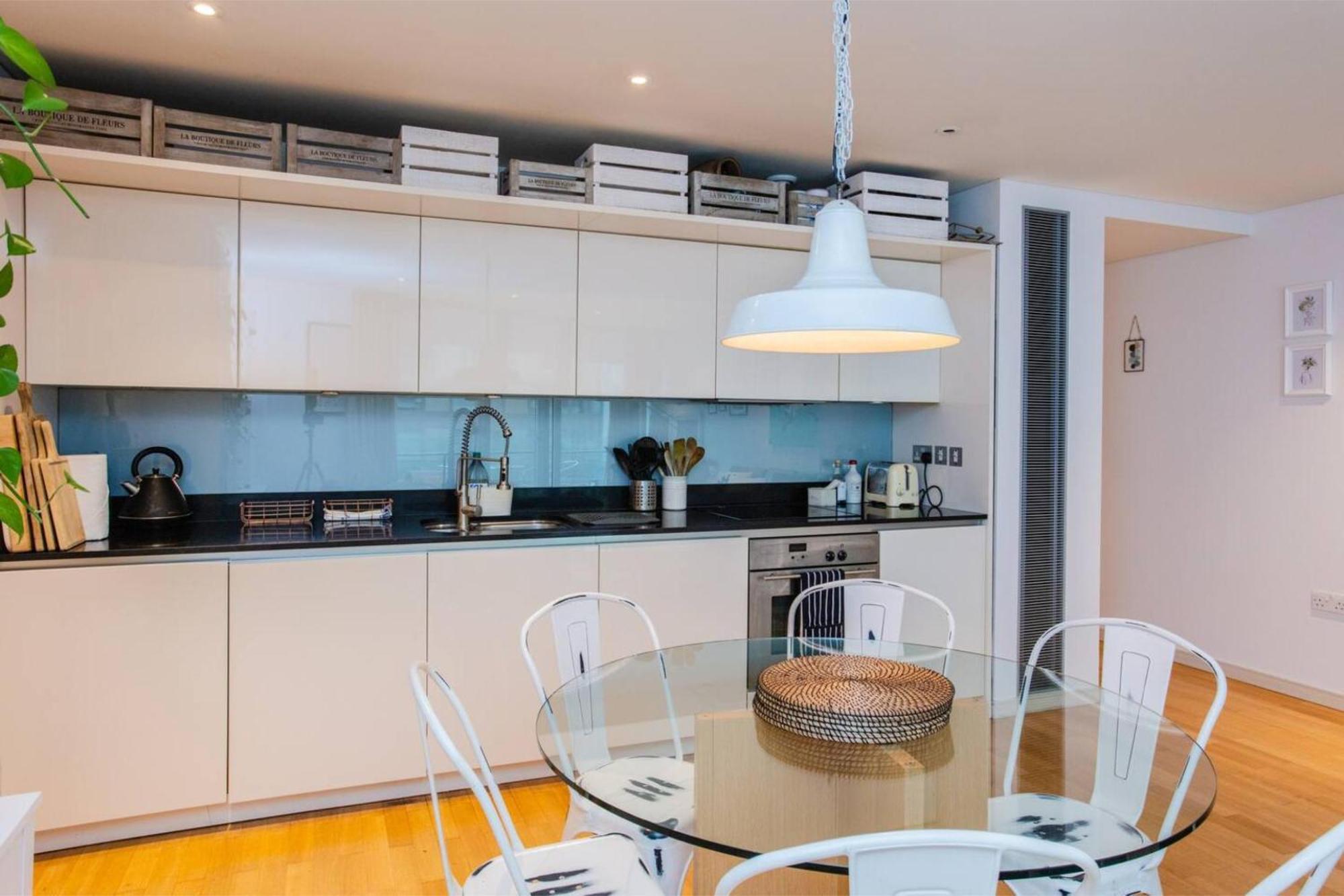 Modern 3 Bedroom Apartment in Paddington Londen Buitenkant foto