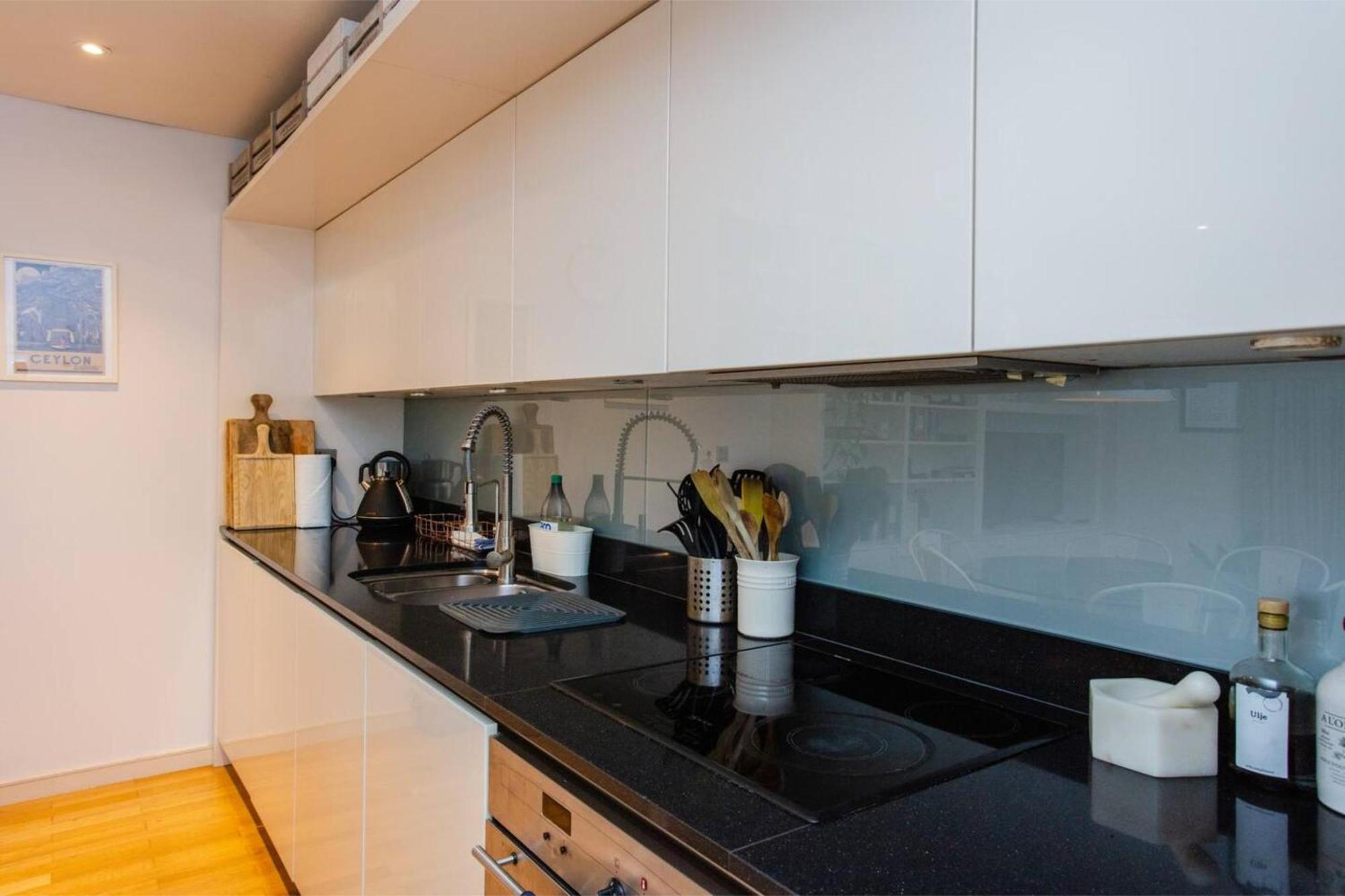 Modern 3 Bedroom Apartment in Paddington Londen Buitenkant foto